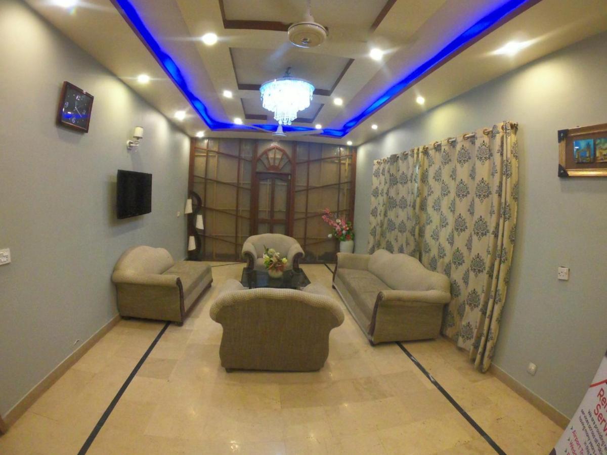 Seaview Guest House การาจี ภายนอก รูปภาพ
