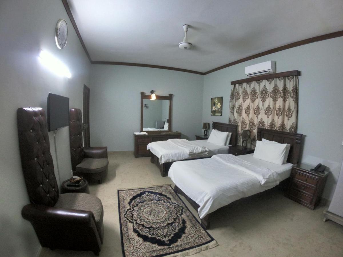 Seaview Guest House การาจี ภายนอก รูปภาพ