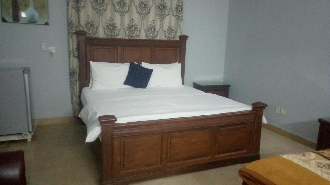 Seaview Guest House การาจี ภายนอก รูปภาพ