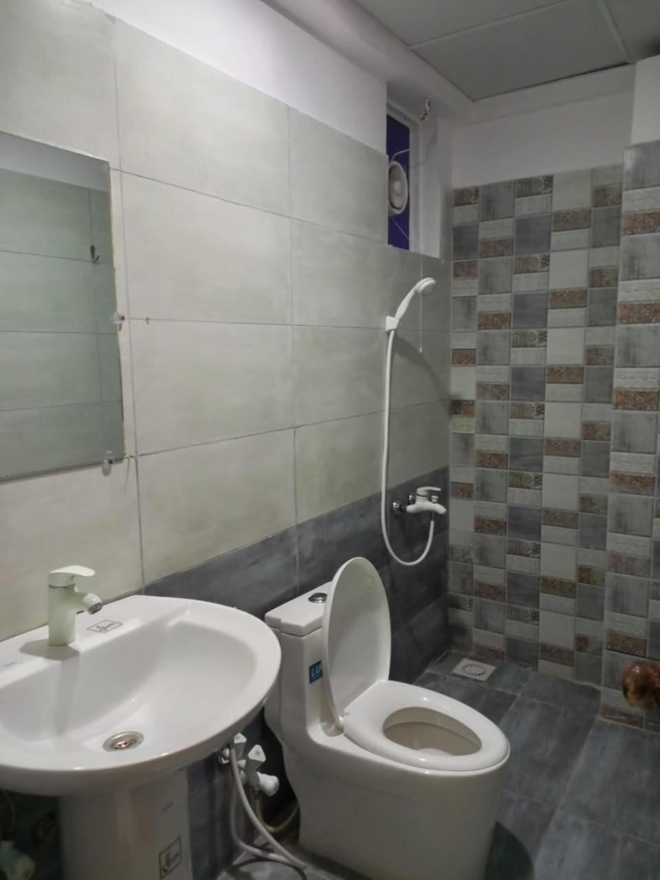 Seaview Guest House การาจี ภายนอก รูปภาพ
